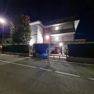 Landlady Airport Orio Bergamo Ida Pensión Orio al Serio